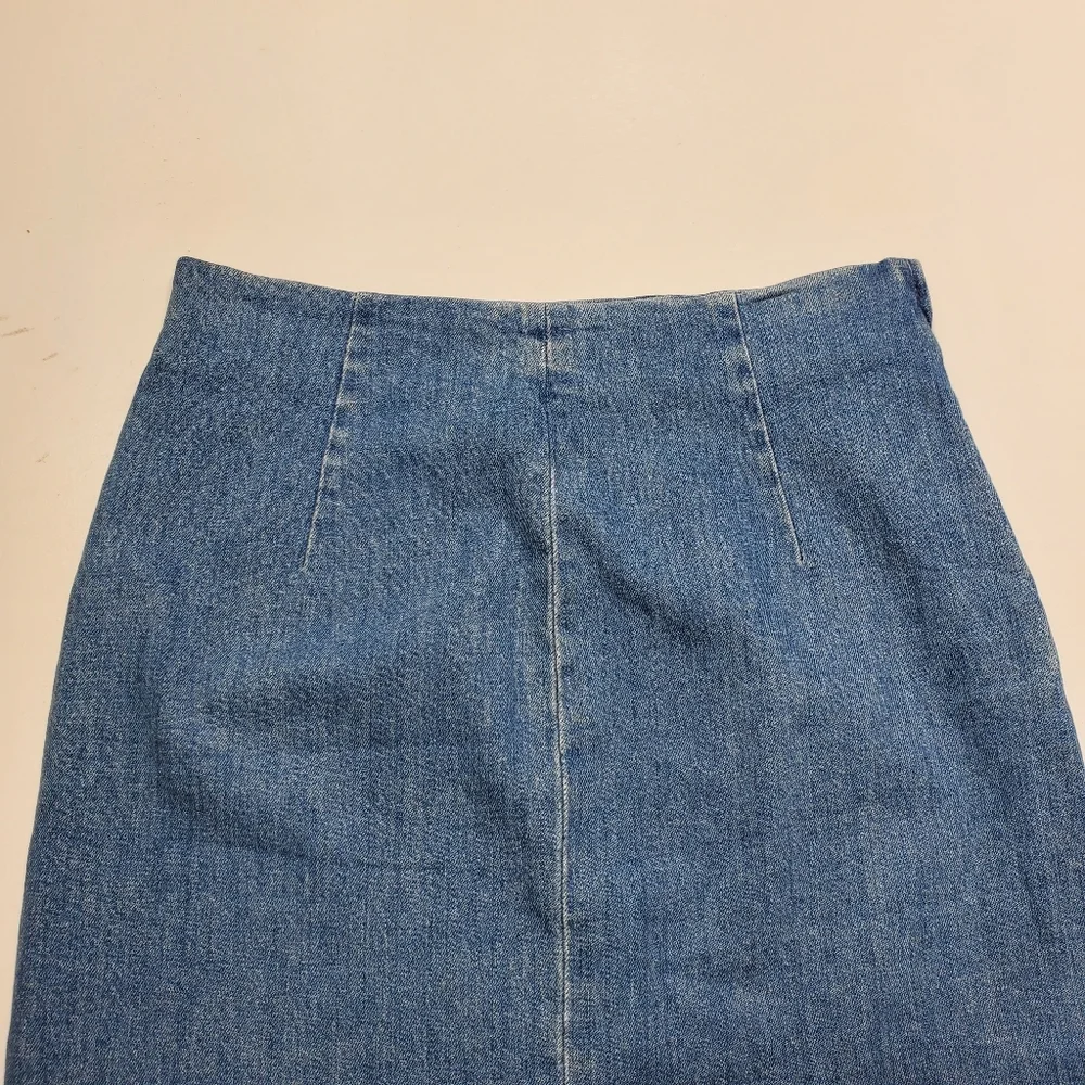 J.Crew Women Pencil Skirt Size 27 Stretch Medium Wash Denim‎ in Frosty Sky Wash